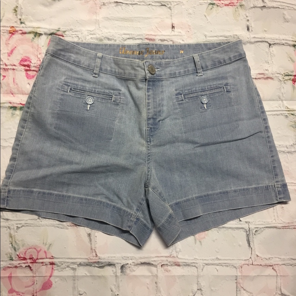 Avenue Jeans SZ 14 Light Wash Denim/Jean Shorts